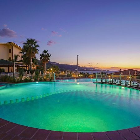 Hotel Scoglio Del Leone ザンブローネ エクステリア 写真