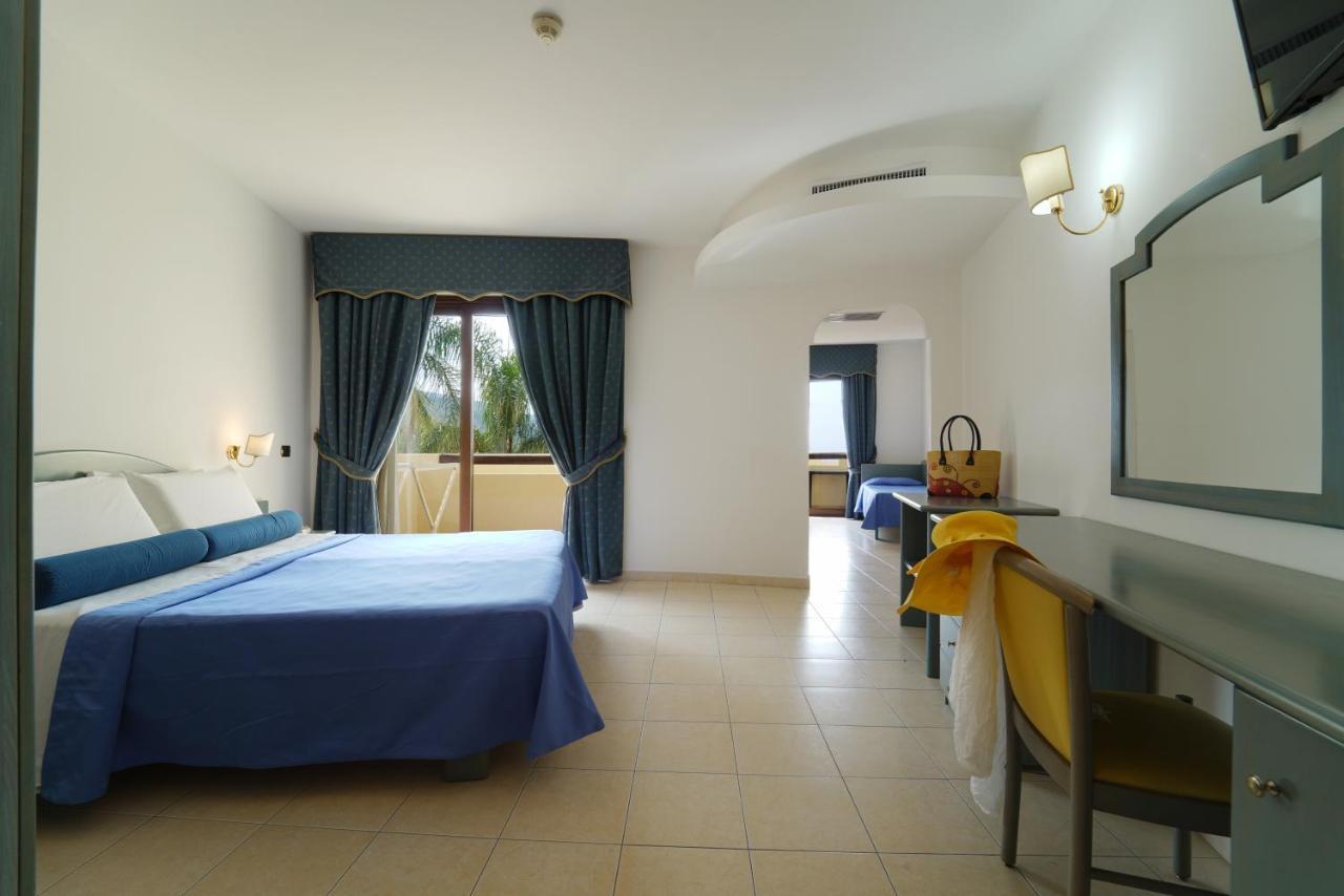 Hotel Scoglio Del Leone ザンブローネ エクステリア 写真