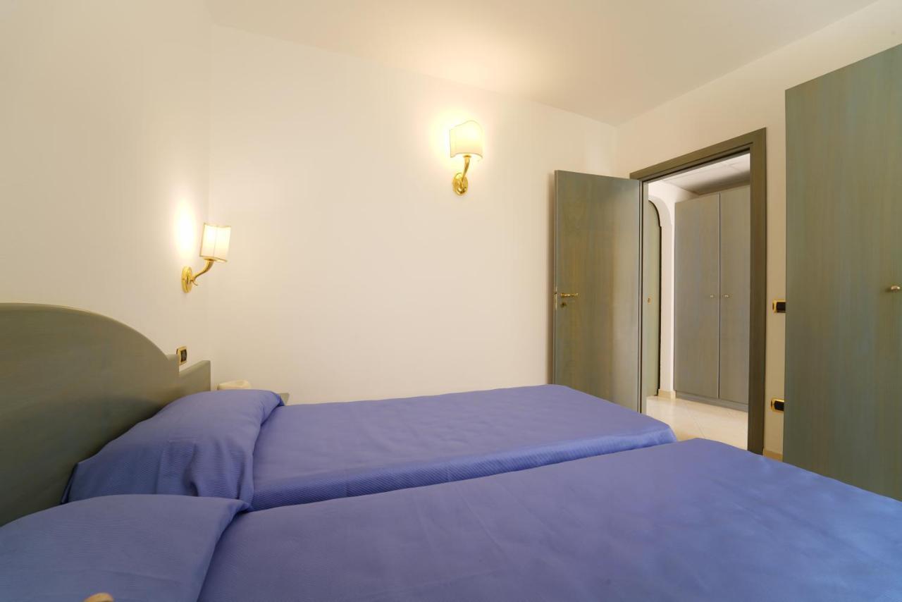 Hotel Scoglio Del Leone ザンブローネ エクステリア 写真