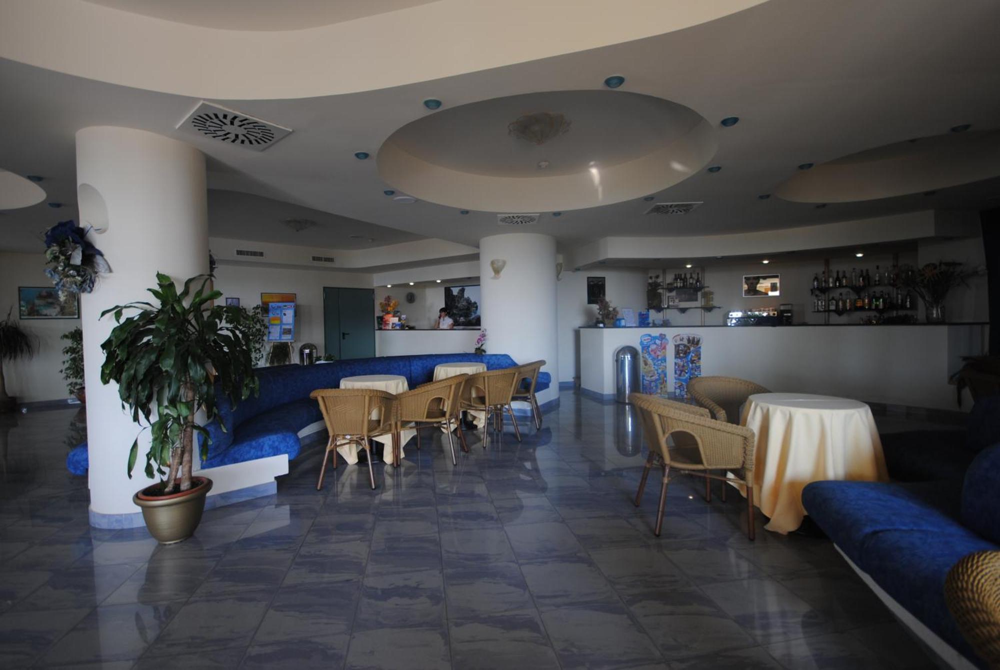 Hotel Scoglio Del Leone ザンブローネ エクステリア 写真