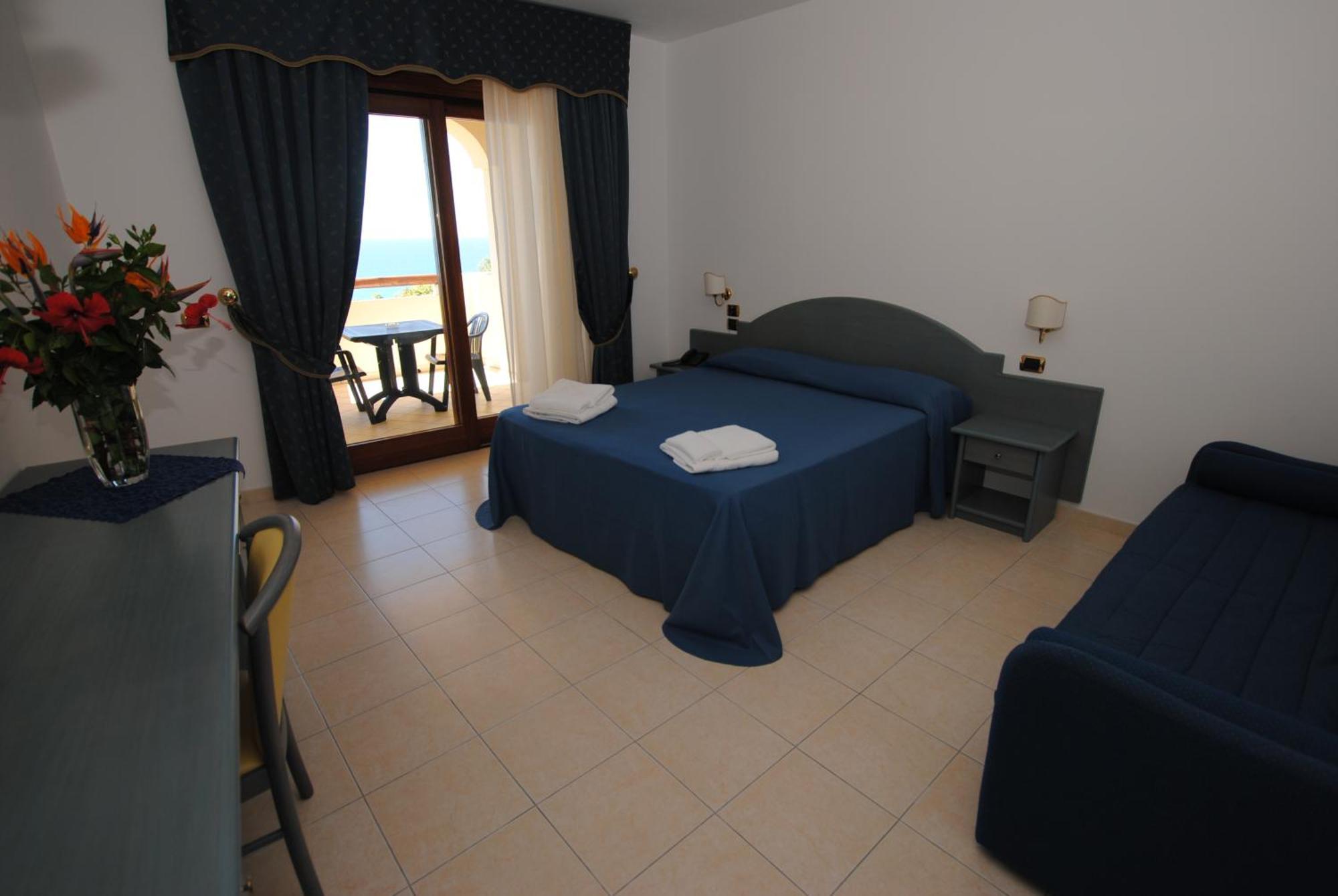 Hotel Scoglio Del Leone ザンブローネ エクステリア 写真