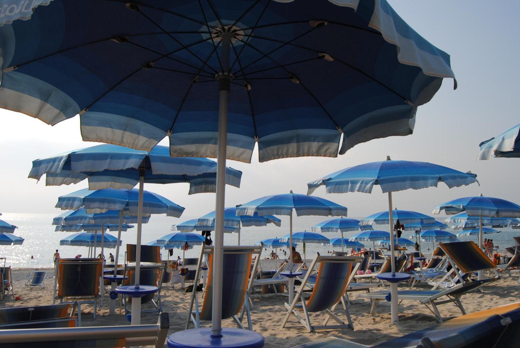 Hotel Scoglio Del Leone ザンブローネ エクステリア 写真
