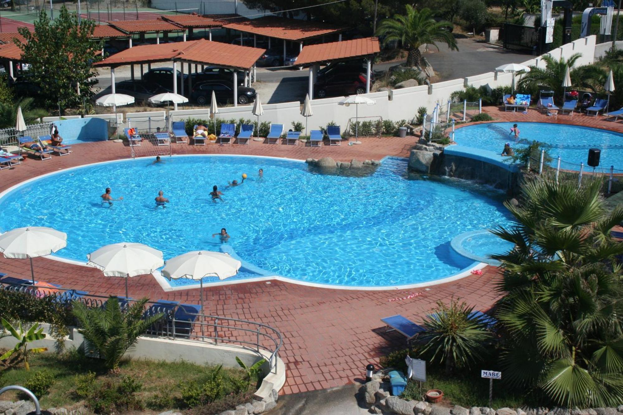 Hotel Scoglio Del Leone ザンブローネ エクステリア 写真