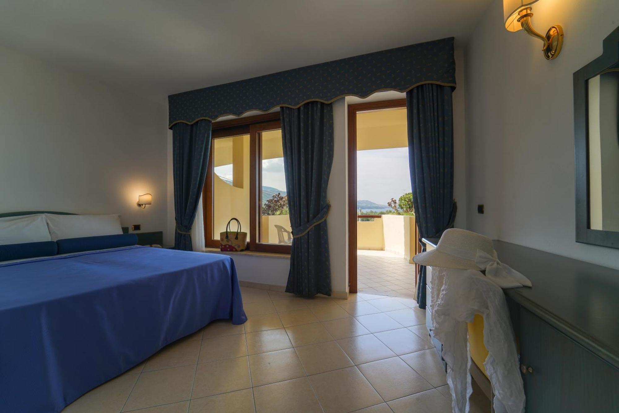 Hotel Scoglio Del Leone ザンブローネ エクステリア 写真