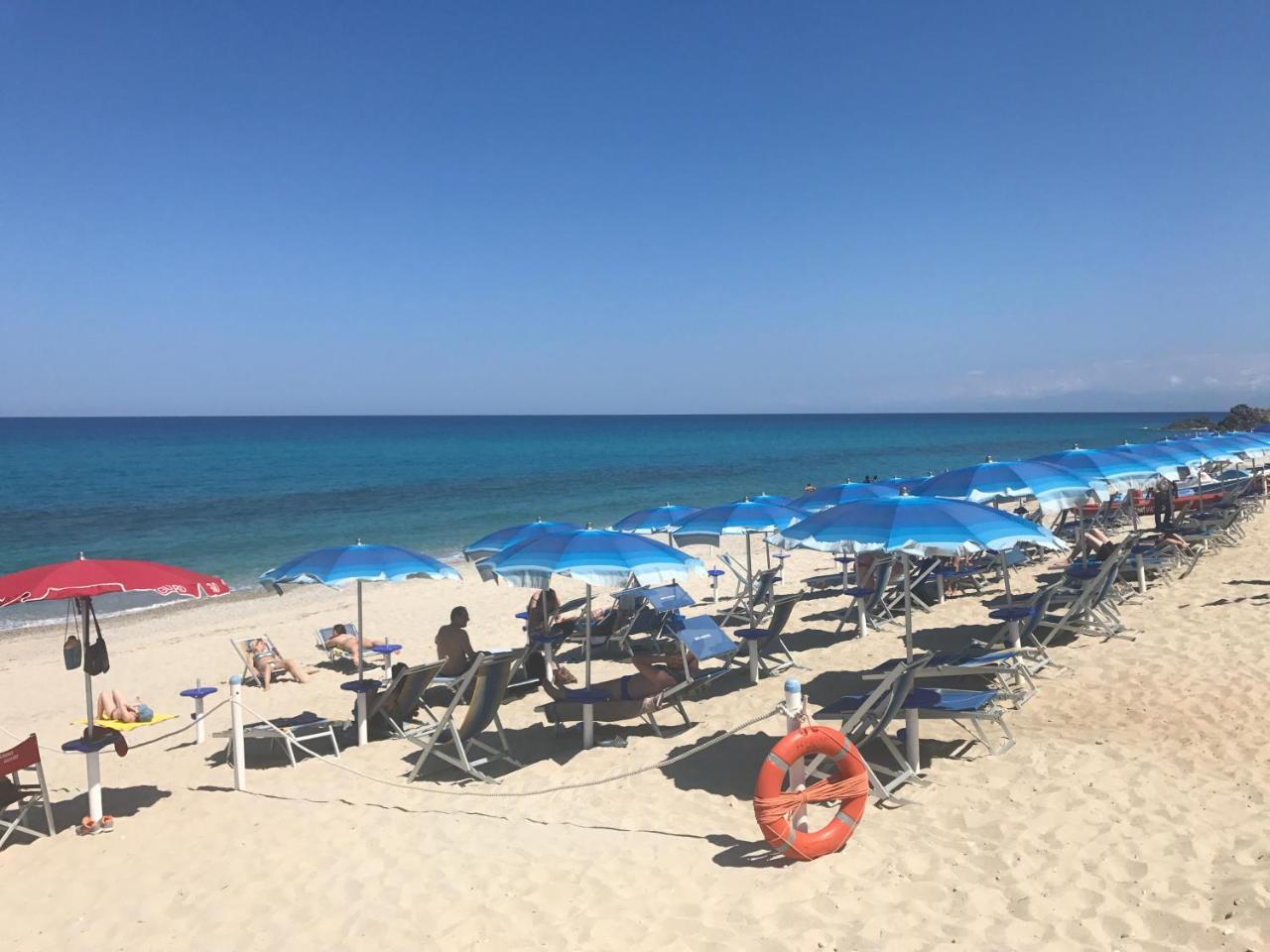 Hotel Scoglio Del Leone ザンブローネ エクステリア 写真